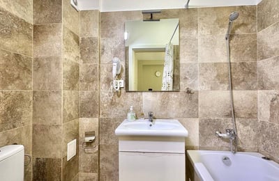 Miete einer gemütlichen 1-Zimmer-Wohnung mit Balkon in Chiajna, nahe Bukarest, Rumänien